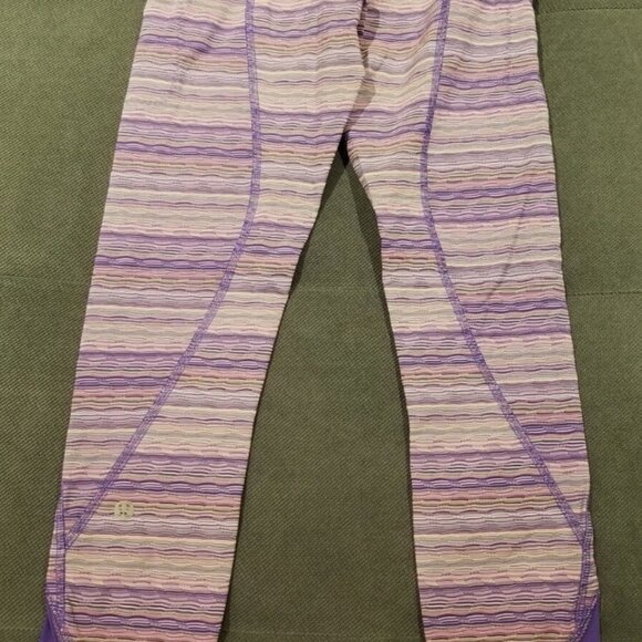 Lululemon Inspire Tight II (Mesh) Size 2 Space Dye Twist Iris Flower Pink Shell - Picture 14 of 16
